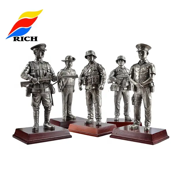 Maß gefertigte Soldaten figuren aus Zinn metall