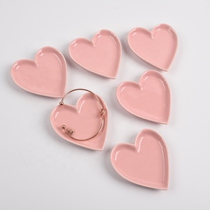 Chất lượng cao đôi trái tim tình yêu màu đỏ Gốm đính món ăn vành vàng trang sức hiển thị khay cho Trang chủ trang trí - Product Image 4