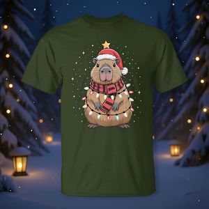 T-shirt de Noël avec capybara, chapeau de Père Noël et lumières de Noël - Product Image 3