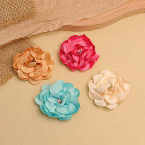 Flores de tela con forma de camelia, accesorios para el cabello, broches, corsages para ropa, zapatos, sombreros, regalo unisex, origen Jinhua - Product Image 2