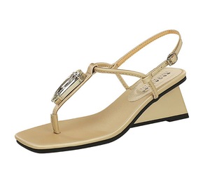 Sandales compensées à bout ouvert pour femmes, style tongs, collection été 2025 - Product Image 6