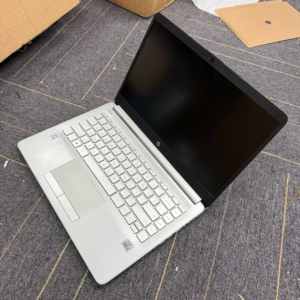 โน้ตบุ๊ค HP Pavilion 14 รุ่นปรับปรุงใหม่ เจนเนอเรชั่น 8 i3 แรม 8GB SSD 256GB หน้าจอ 14 นิ้ว FHD สำหรับนักเรียน - Product Image 2