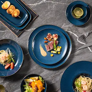 PITO Horeca gros luxe or jante couleur personnalisée os chine banquet porcelaine assiette vaisselle dîner assiette ensemble