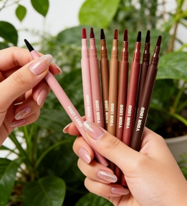 <span class=keywords><strong>Crayon</strong></span> <span class=keywords><strong>à</strong></span> <span class=keywords><strong>lèvres</strong></span> liquide velours 8 couleurs, longue tenue, waterproof, anti-transfert, maquillage haute pigmentation, brillant <span class=keywords><strong>à</strong></span> <span class=keywords><strong>lèvres</strong></span> - Product Image 6