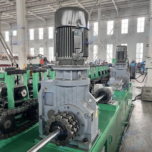 เครื่องขึ้นรูปรางสายไฟฟ้าแบบม้วนเย็นจากโลหะชุบสังกะสีแบบเจาะรู ปรับความกว้างได้อัตโนมัติเต็มรูปแบบ - Product Image 4