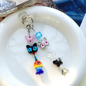 Llavero <span class=keywords><strong>de</strong></span> luz con cuentas <span class=keywords><strong>de</strong></span> colores surtidos <span class=keywords><strong>de</strong></span> gatito <span class=keywords><strong>dulce</strong></span> y lindo, hecho a mano, con diseño <span class=keywords><strong>de</strong></span> flor, mariposa y pez, para teléfono o como colgante para bolso - Product Image 1