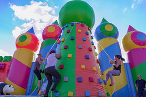 Commercial Outdoor <b>Inflatable</b> <b>Games</b> House Obstacle Playground Gonflables Amusement Trampoline Park Large Trampoline Park Inflata - Product Image 5