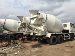 Camion malaxeur à béton d'occasion MITSUBISHI du Japon, camion malaxeur d'occasion Fuso, camion malaxeur Mitsubishi - Product Image 4