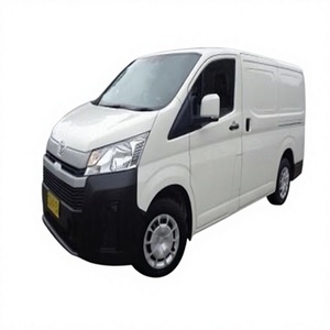 Bus japonais d'occasion de catégorie légère HiAce à vendre - Product Image 1
