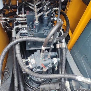 Original HYUNDAI 15 Ton HW155 Wheeled Excavator 2023 Model Cummins Engine with Motor and Pump 1 Year Warranty Tested & Inspected - Product Image 3