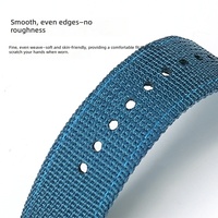 Bracelet en toile de nylon pour Apple Watch Series, bracelet en silicone souple tissé décontracté, vente en gros