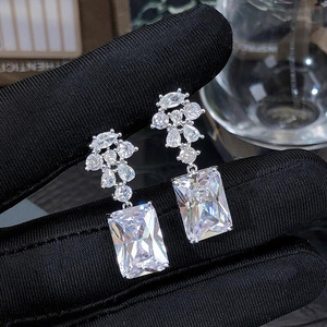 Orecchini Pendenti Scintillanti con Micro Zirconi Incastonati per Donne, Eleganti Gioielli da Sposa e Moda - Product Image 6