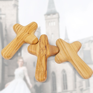 Croix sculptée en <span class=keywords><strong>bois</strong></span> naturel en vrac pour la prière, le rituel, la décoration intérieure, fournitures d'église, vente en gros - Product Image 3