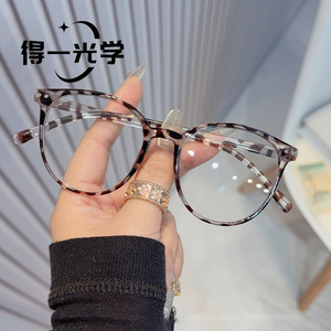 Lunettes anti-lumière bleue à monture ronde pour femmes, verres PC, design clouté, style haut de gamme - Product Image 4