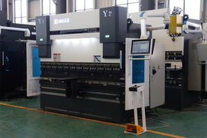 Prensa Plegadora WE67K 80T2500 con DA53TX para Máquina de Plegado Hidráulica CNC de Alta Calidad y Bajo Precio - Product Image 2