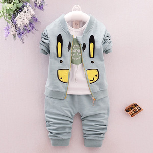 Ropa Infantil al por Mayor, Conjunto de 3 Piezas para Niños, Chaqueta, Camiseta y Pantalones - Product Image 2