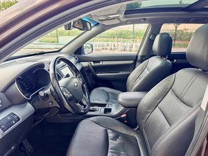 Voitures d'occasion <span class=keywords><strong>Kia</strong></span> <span class=keywords><strong>Sorento</strong></span> SUV LHD Automatique <span class=keywords><strong>4X4</strong></span> 4WD - 2.4L Essence - État d'origine <span class=keywords><strong>Prix</strong></span> de gros 2013 2024 - Product Image 4