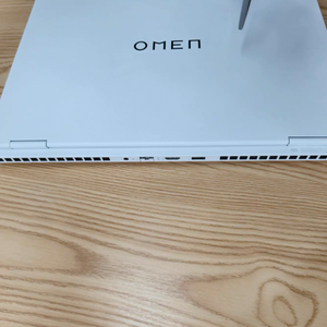 Portátil para Juegos HP <span class=keywords><strong>OMEN</strong></span> 9 Slim 240Hz Intel Core I9-13900HX RTX4060 (8G) 16GB RAM 1TB SSD, 95% Nuevo, en Venta a Bajo Precio - Product Image 4