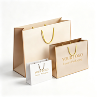 Sac cadeau élégant en papier artistique personnalisé avec poignée en corde, sac fourre-tout en papier mat noir, blanc, vert, vente en gros, pour la promotion de la marque
