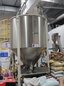 Mezcladora de cinta de alta velocidad MItex automática de acero inoxidable de 1000 kg para masterbatch de color, 4KW/5.5HP, 380V, trifásica, 50Hz, para materia prima plástica - Product Image 5