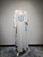 Abaya dégradée à fleurs multicolores de l'Aïd, vêtements islamiques modestes à l'avant ouvert pour les rassemblements festifs saoudiens de Dubaï
