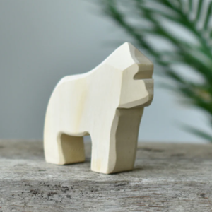 Gorille en bois artisanal pour la décoration de la maison, jouet pour enfants d'âge préscolaire - Product Image 3