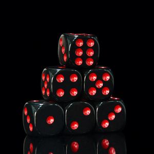 Dés en acrylique noir D6 de 16 mm avec logo personnalisé gravé, coins arrondis, pour les soirées en bar, les jeux de rôle, les jeux de société, fabriqués en plastique durable - Product Image 4