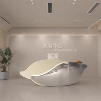 Comptoir de réception en bois avec logo personnalisé, caisse enregistreuse, bureau commercial, salon de beauté