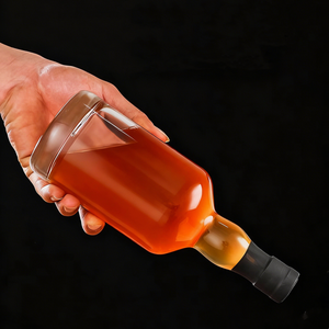 Botella de Vidrio Redonda de 750 ml (25 oz) para Ron, Whisky, Vodka, Ginebra y Licores, con Cápsula - Product Image 4