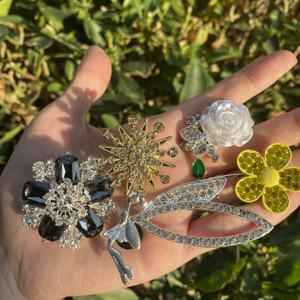 HYB kuaji diseñadores metal lujo Bling personalizado rhinestone metal diseñadores metal marca zapato encantos para zuecos zapatos Decoración - Product Image 3