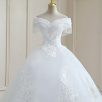 Nouveau 2022 Robe de Mariée de Luxe à Épaules Dénudées et Col en V, Robe de Bal Perles Cristal Pompon Grande Taille avec Longue Traîne
