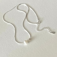 Collier de perles d'eau douce en argent sterling 925 pour femmes, chaîne de clavicule en os de serpent simple, design de personnalité chic