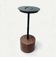 Lampe de table décorative en aluminium en forme d'OVNI avec base en bois moderne, 3 couleurs, gradation progressive, rechargeable, veilleuse