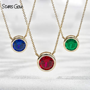 StarsGem Bijoux Fins Collier Pendentif en Or Massif 10K avec Émeraude Colombienne Synthétique Ronde Taille Brillant Sertie en Bezel - Product Image 1