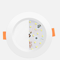 Spot LED ultra-fin étanche et durable, indice de protection IP65, température de couleur RVB, construction en aluminium, design européen sans cadre