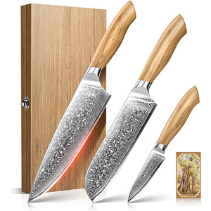 Couteau de chef en acier Damas de 8 pouces, manche en <span class=keywords><strong>bois</strong></span> d'olivier personnalisé, 67 couches, ensemble de couteaux de cuisine japonais avec boîte cadeau en <span class=keywords><strong>bois</strong></span> - Product Image 2