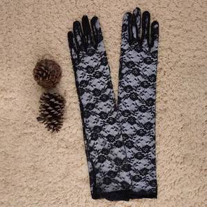 Gants élégants en dentelle florale de haute qualité pour femmes, longueur coude, pour cosplay, fêtes et mariages - Product Image 2