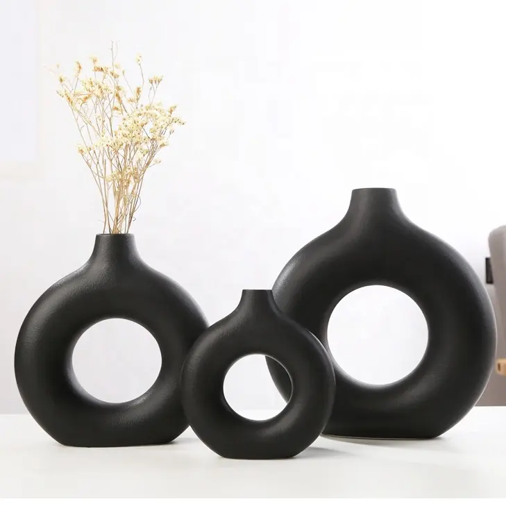Nordic Tisch dekorative hohle weiße schwarze Blumenvase Ring Donut moderne Keramik vase für Wohnkultur