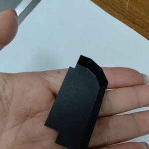 Piezas de PC Ignífugas Personalizadas para Componentes Electrónicos, Moldeo por Inyección Negro, Grado de Aislamiento, Soporte y Protección - Product Image 2