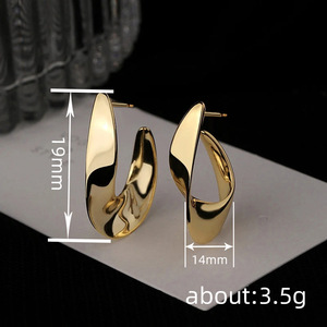 Pendientes de tuerca con forma de U irregulares para mujer, accesorios sencillos para el día a día - Product Image 6