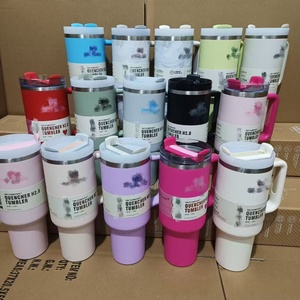 <span class=keywords><strong>Taza</strong></span> de Viaje <span class=keywords><strong>Stanley</strong></span> de 40 oz, Color Sólido Clásico, Aislamiento Térmico de 24 Horas, Aislamiento al Vacío de Acero Inoxidable, Incluye Pajita y Asa - Product Image 2