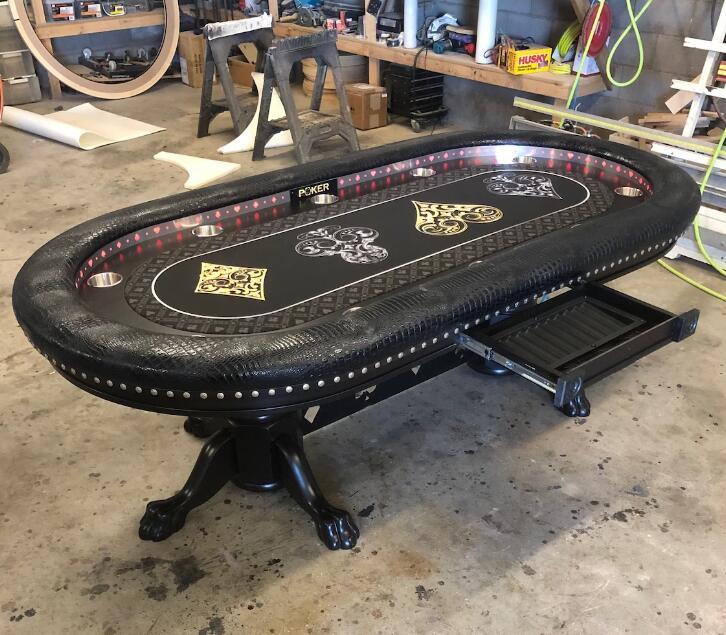 Custom High-End Deluxe Oval Poker Tables & Poker Sets - OEM