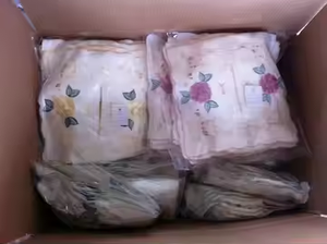 Тканевый чехол с ручной вышивкой - Product Image 4