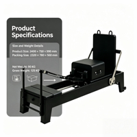 Reformer Pilates en chêne noir finition commerciale, barre de pieds réglable sur 7 niveaux, accessoires complets pour studio de gym