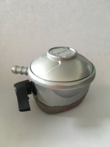 Regolatore rapido <span class=keywords><strong>20mm</strong></span> ,<span class=keywords><strong>22mm</strong></span> butano 28 Mbar gpl regolatori di <span class=keywords><strong>Gas</strong></span> naturale per il mercato africano - Product Image 3