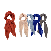 Écharpes Hijab Unies en Gros de Fabrication Chinoise pour Femmes Musulmanes – Plusieurs Couleurs Disponibles en Chine