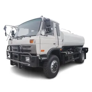 Nouveaux camions citernes de l'eau 10m3 de petit prix camion-citerne de l'eau Dongfeng 4x4