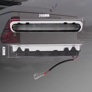Nouveau feu stop LED arrière central (3ème feu stop) 6V 3000 Lm <span class=keywords><strong>rouge</strong></span> fumé avec lentille transparente pour Toyota HILUX Vigo 2005-2014 Référence OE 81570-0K080 - Product Image 3