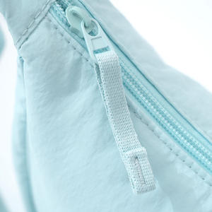 Bolso Bandolera de Nylon para Mujer Beilian, Forma de Dumpling, Cierre de Cremallera, Bolso de Pecho Portátil para Viajes, Color Sólido, Invierno 2025 - Product Image 4