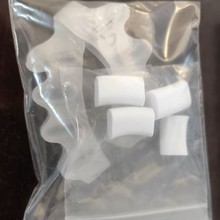 Nieuwe unisex zwarte vijf-gats ketting met blauwe sponsplug vijfvingerige teenspreider - Product Image 5